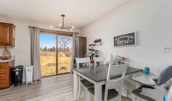 2105 E Sylvan Cir, Brandon, SD 57005