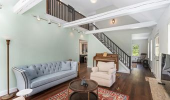 64 Pleasant View Rd, Bradford, NH 03221