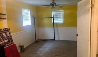 141 Gregg St, Albany, TX 76430