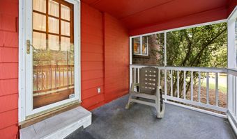 479 Blacks Rd, Cheshire, CT 06410