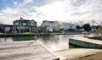 68 Stuart Ave, Amityville, NY 11701