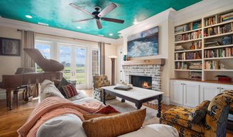 3 Butterfield Ln, Beaufort, SC 29907