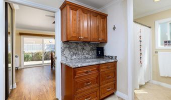17219 Village 17, Camarillo, CA 93012