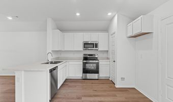 8049 Chesapeake Trl, Bauxite, AR 72011