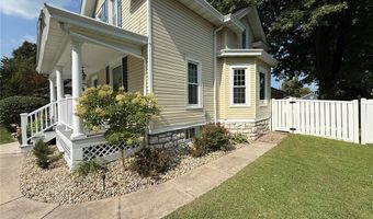 1821 Evergreen Ave, Alton, IL 62002