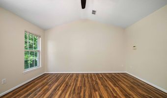 235 W HOPE Ct, Bear, DE 19701