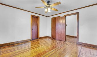 302 S 6th St, Chickasha, OK 73018