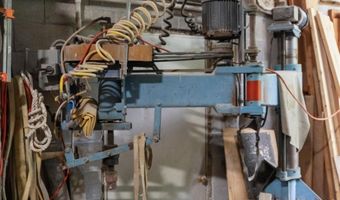 4 Chase Hill Rd, Hopkinton, RI 02804