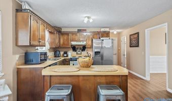 1258 Wanda Dr NW, Arab, AL 35016