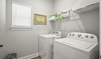 121 Grande View Dr, Biloxi, MS 39531