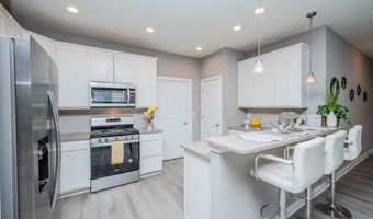 1565 Sadler Way, Avon, IN 46123