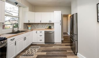 1122 Wade St, Aliquippa, PA 15001