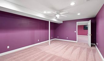 97 Ponds Edge Ct, Felton, DE 19943