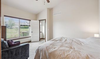 1217 Copper Mountain Dr, North Liberty, IA 52317