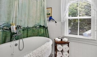 5596 Walnut St, Augusta, MO 63332
