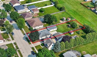 1645 E ROELAND Ave, Appleton, WI 54915