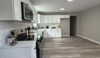212 W 7TH St, Laurel, DE 19956