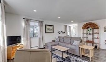 66 Girard Ave 423, Newport, RI 02840
