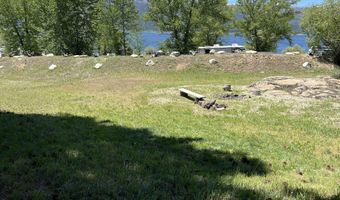 515 Lakeview Dr, Cascade, ID 83611