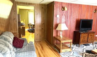 7786 DANIELCZAK Rd, Armstrong Creek, WI 54103
