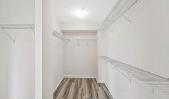 22635 NAUGATUCK Sq, Ashburn, VA 20148