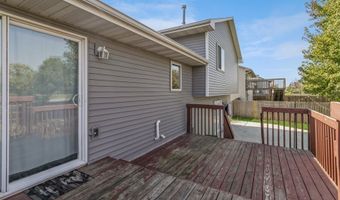 437 25th St SE, Altoona, IA 50009