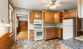 9 Spruce St, Belmont, MA 02478