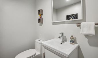 7 Grassy Brook Rd, Brookline, VT 05345