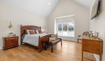 549 Morningstar Rd, Auburn, IN 46706