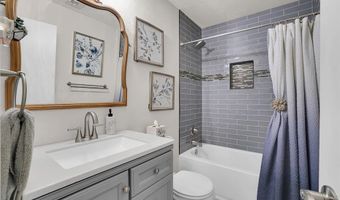 605 Comanche Trl, Altus, OK 73521