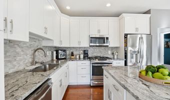 21480 TROWBRIDGE Sq, Ashburn, VA 20147