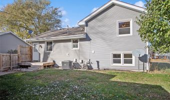 321 NE 9th St, Ankeny, IA 50021