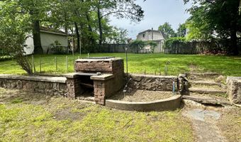 205 Bayberry Dr, Bristol, CT 06010