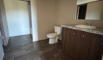 412 Lake Dr, Albany, KY 42602