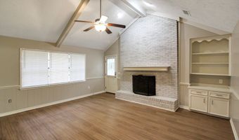 320 Helmsley Dr, Brandon, MS 39047