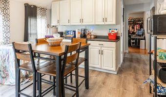 131 Roma St, East Providence, RI 02914