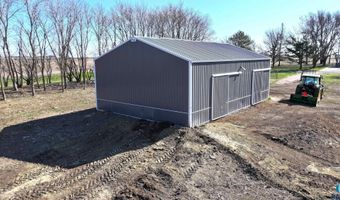 46923 250th St, Baltic, SD 57003