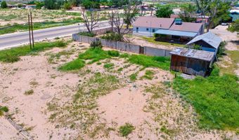 323 L St, Carlsbad, NM 88220