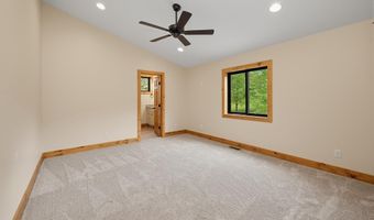 150 COLLEGE HEIGHTS Ct, Accident, MD 21520