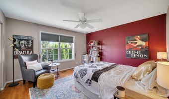 5 Lancaster Ct, Algonquin, IL 60102