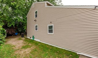 28 Dante Ave, Johnston, RI 02919
