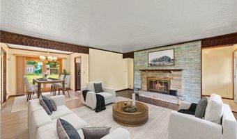 583 Sherwood Dr, Aurora, OH 44202