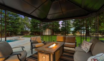 15947 Butterfield Ln, Anderson, CA 96007