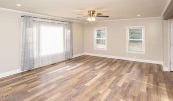 2003 King St, Beaufort, SC 29902