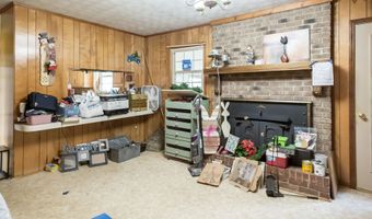 542 Ga Highway 64, Alma, GA 31510