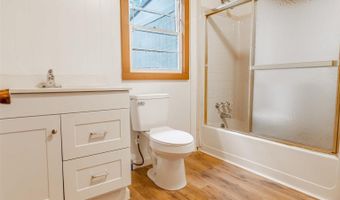 211 CORNING St, Anniston, AL 36201
