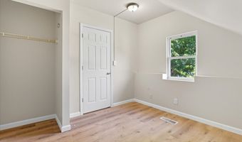 42432 N Lake Ave, Antioch, IL 60002