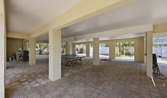 246 GLADIOLUS St, Anna Maria, FL 34216