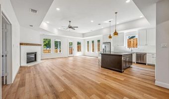 126 John St, Aledo, TX 76008