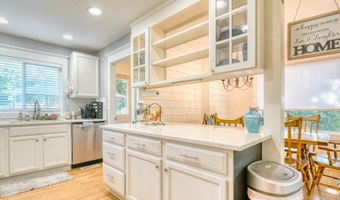 424 E DARWIN St, Athena, OR 97813